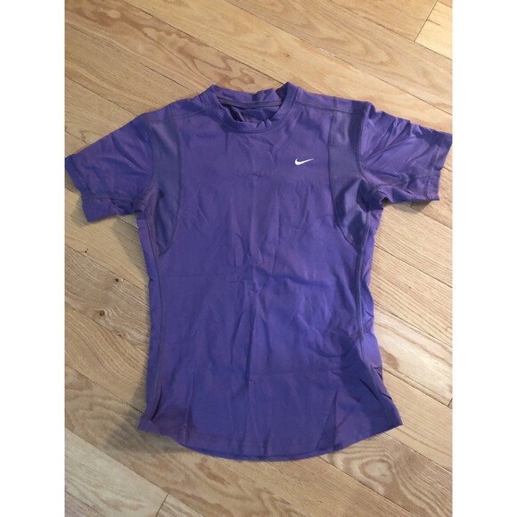 Nike Tops - Nike Womens FitDry Small 4-6 Purple Workout T Shirt NWOT Poly Spandex Gym